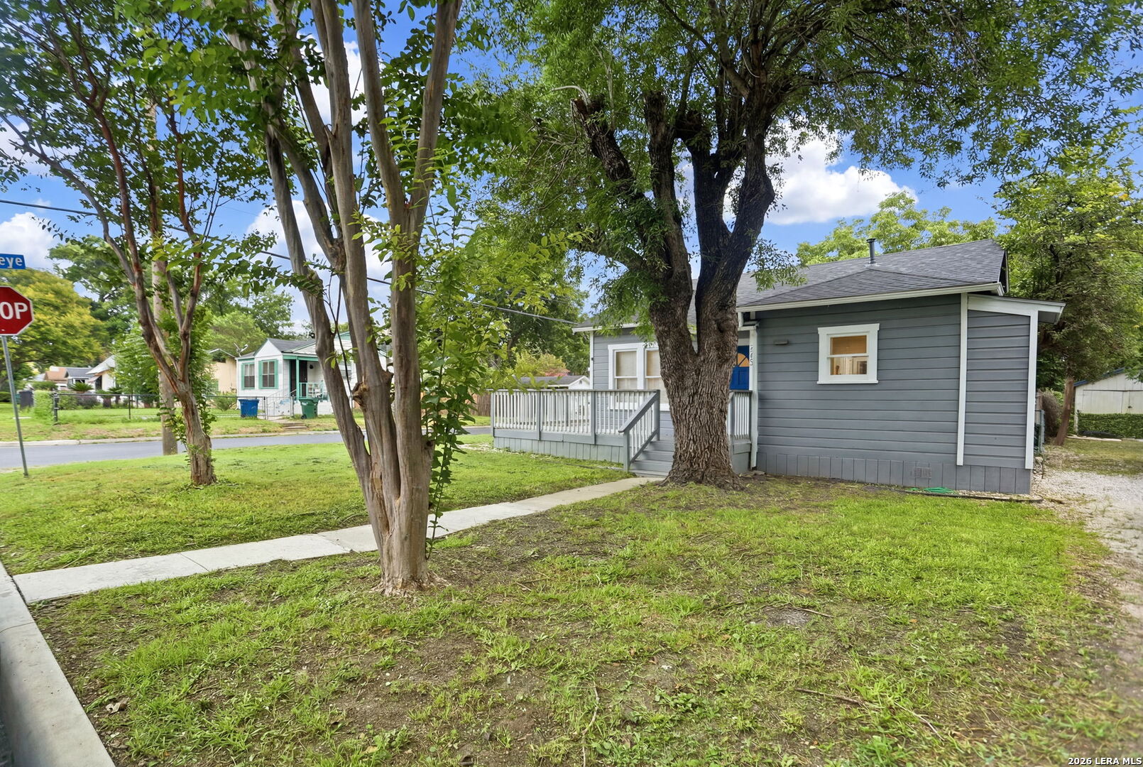 1502 W Elsmere San Antonio TX 78201
