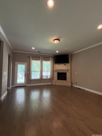 10819 Yaupon Holly Helotes TX 78023