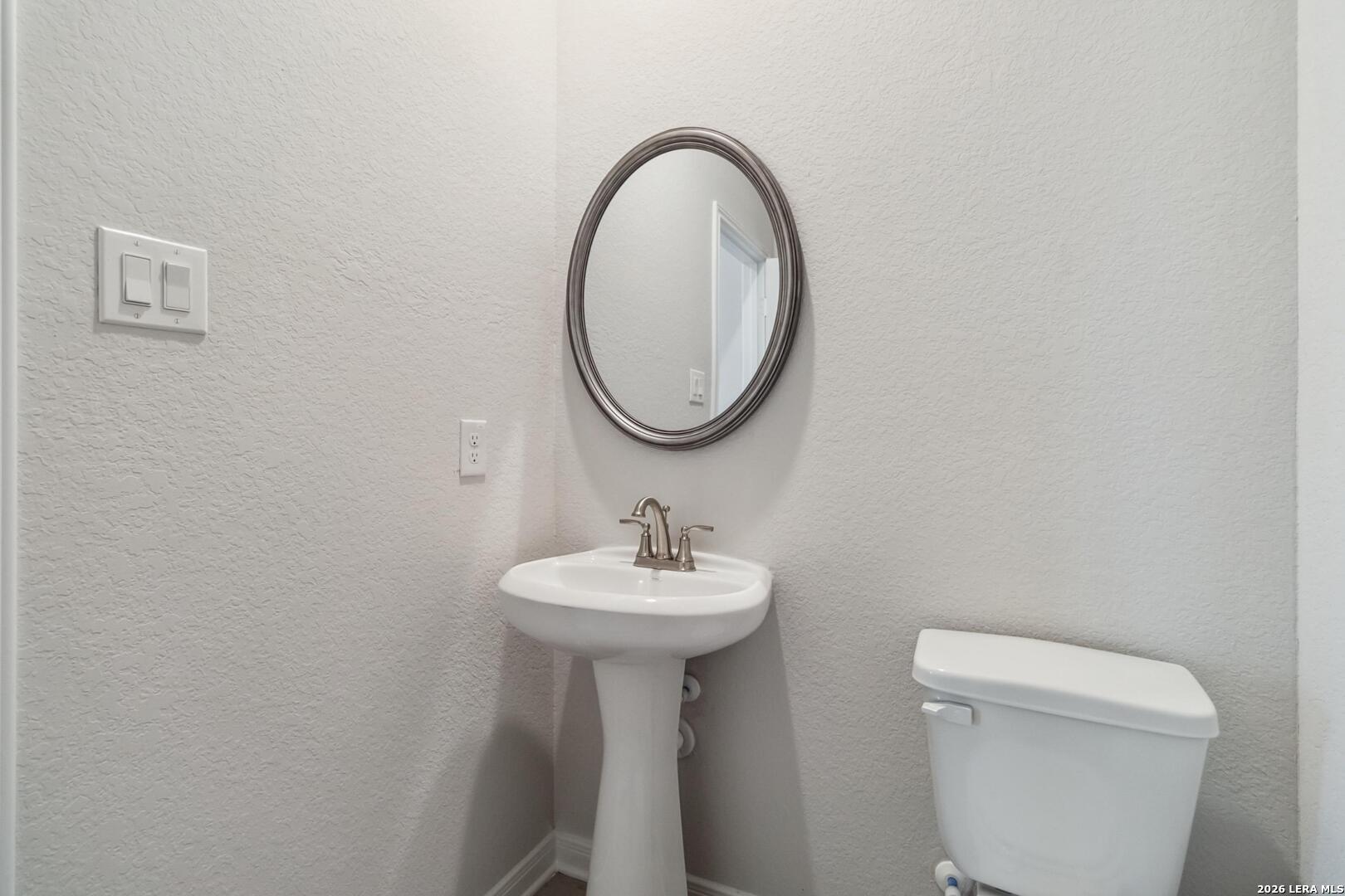 121 Alyssa Cove San Antonio TX 78253