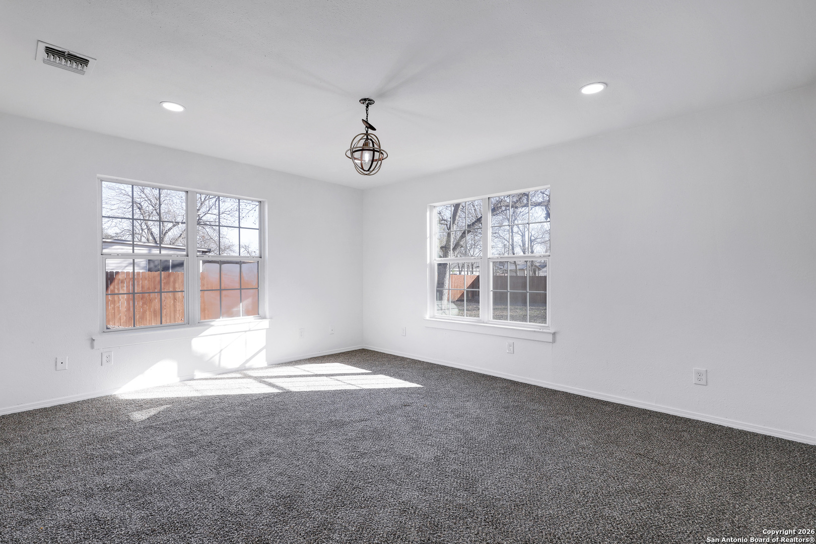 1112 Gladstone San Antonio TX 78225