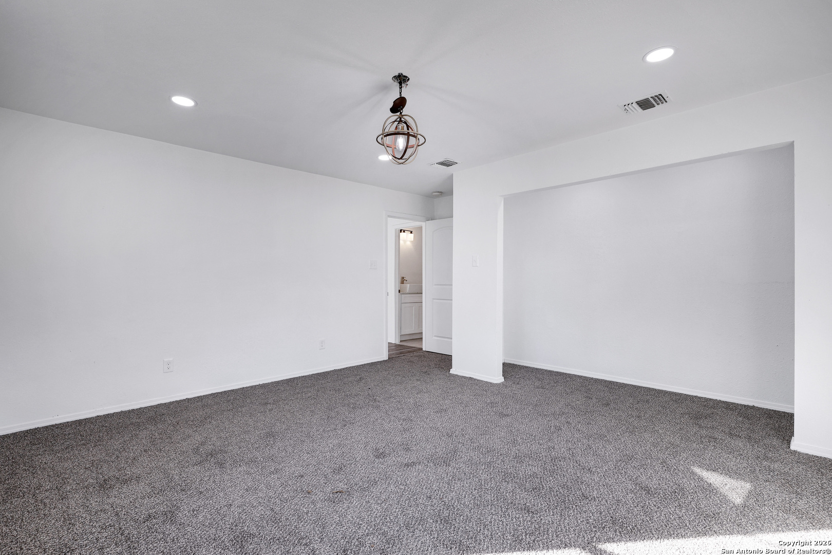 1112 Gladstone San Antonio TX 78225
