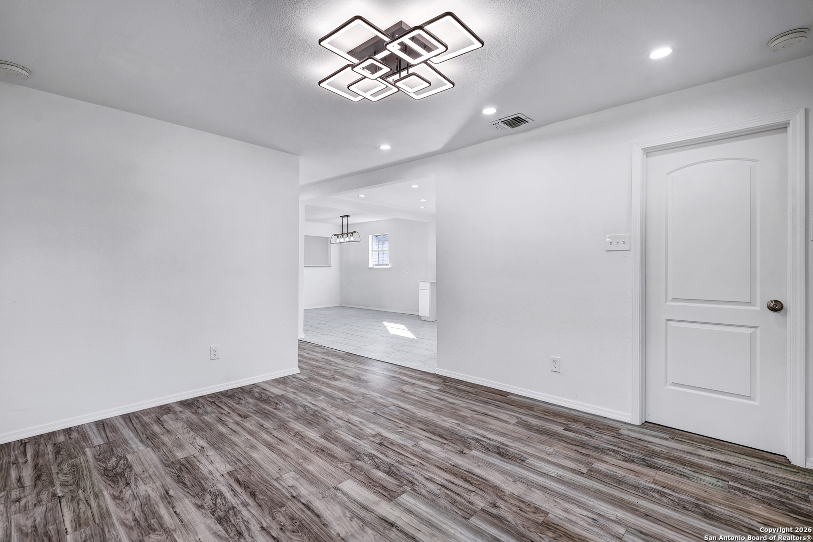 1112 Gladstone San Antonio TX 78225