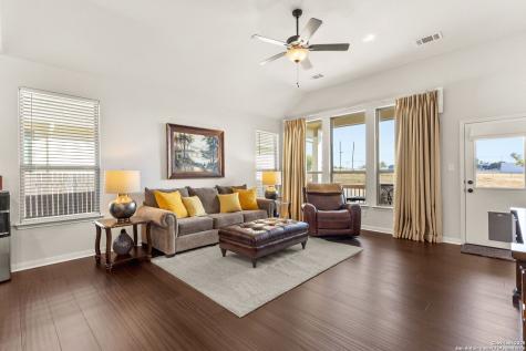 947 Blue Violet New Braunfels TX 78130