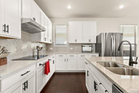 947 Blue Violet New Braunfels TX 78130