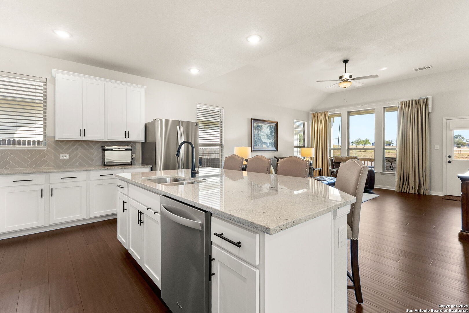 947 Blue Violet New Braunfels TX 78130