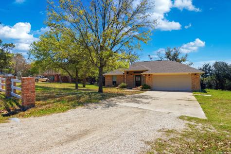 218 County Road 4516 Castroville TX 78009