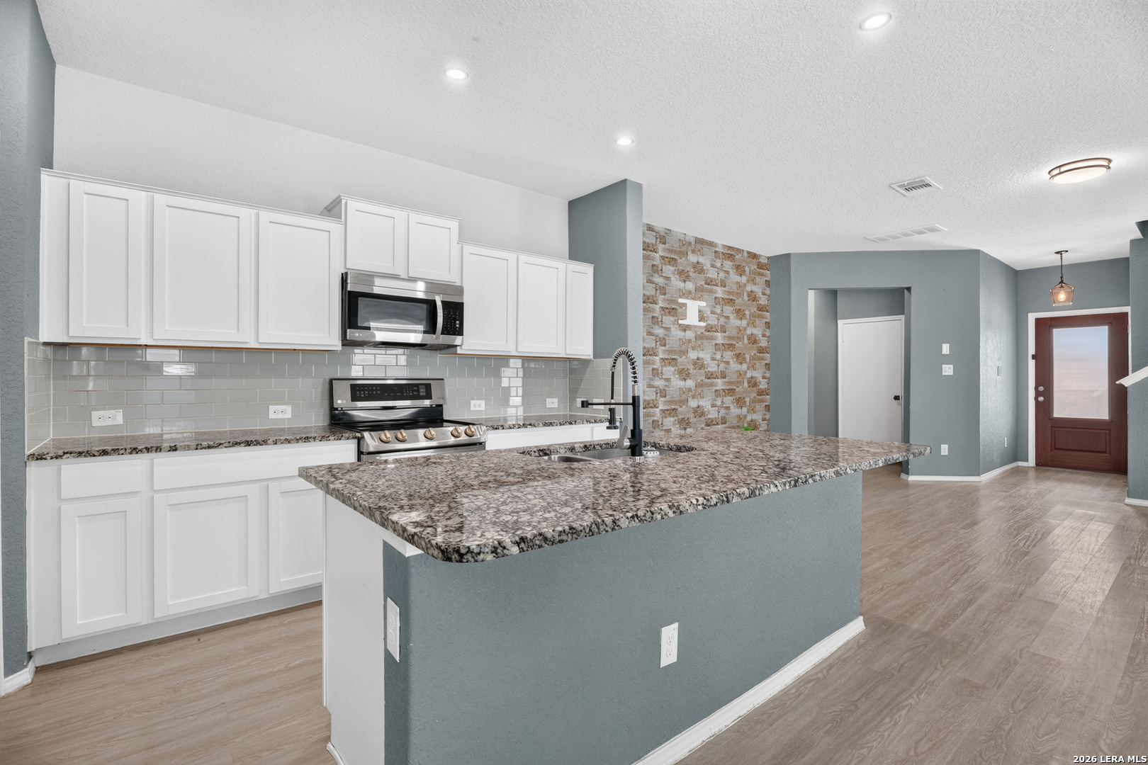10331 Barbeque Bay Converse TX 78109