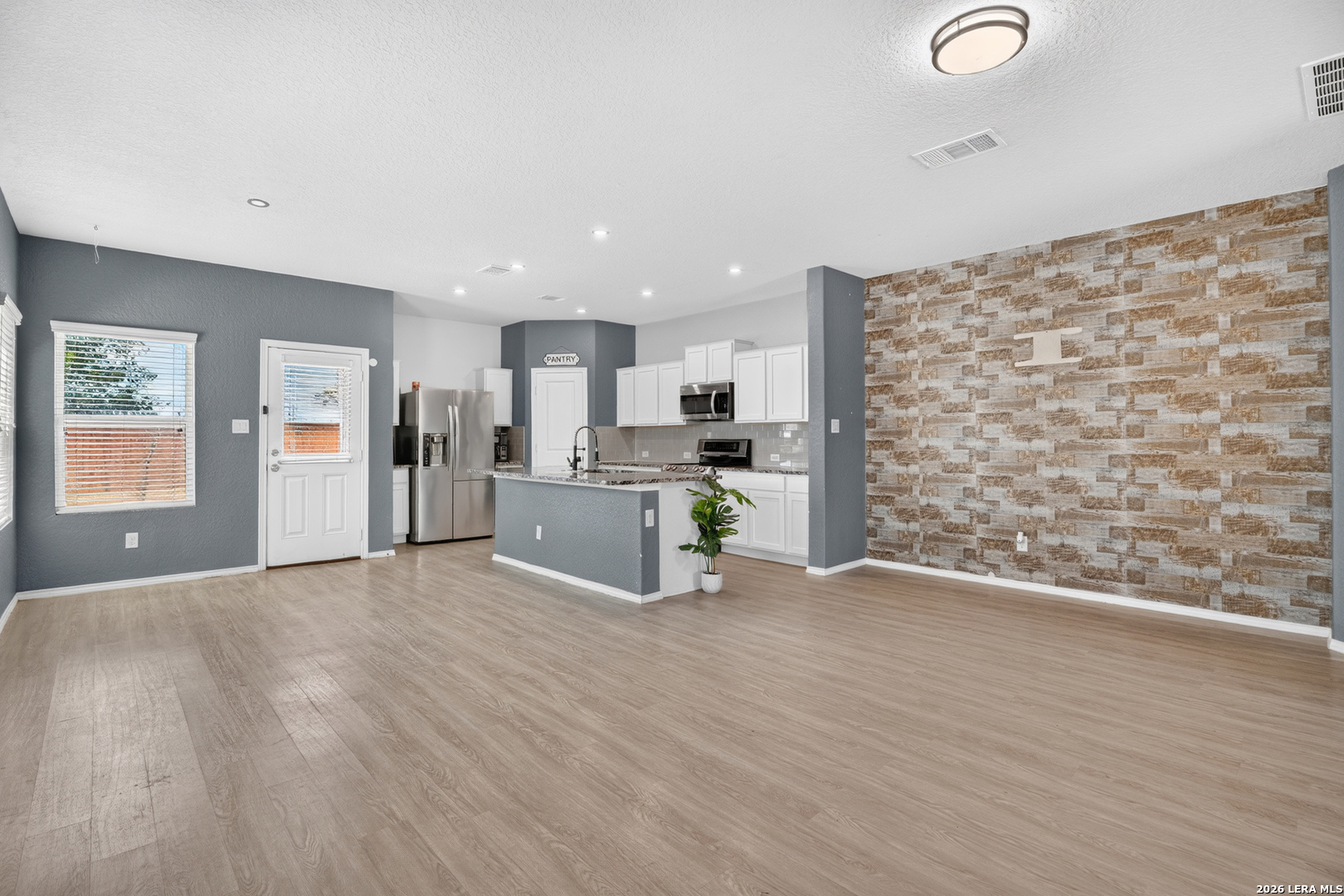 10331 Barbeque Bay Converse TX 78109
