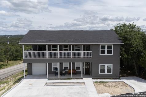 624 Highland Canyon Lake TX 78133