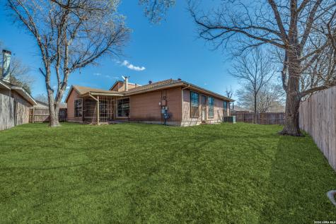 9502 Woodland Hills San Antonio TX 78250