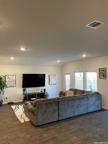 226 Evergreen Sumac Loop Kyle TX 78640