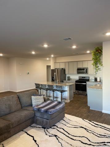 226 Evergreen Sumac Loop Kyle TX 78640