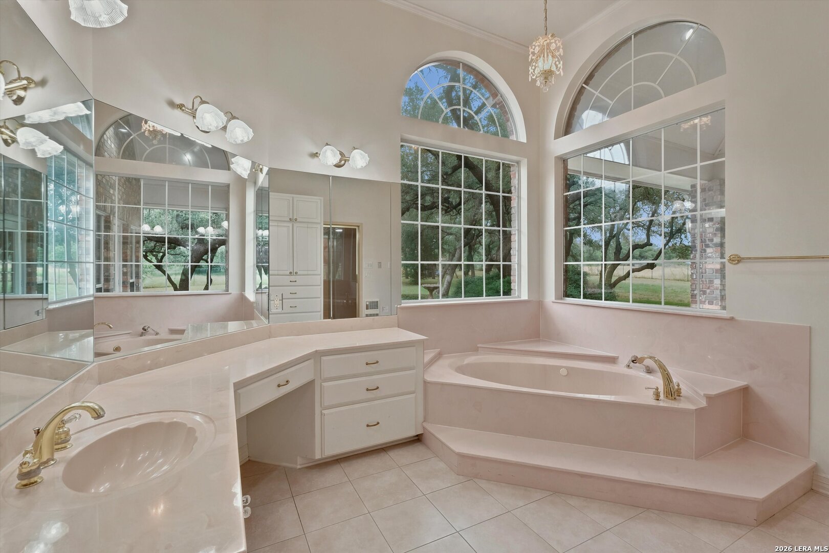 2327 Estate Gate Drive San Antonio TX 78260