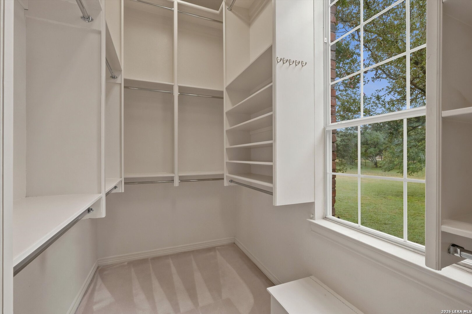 2327 Estate Gate Drive San Antonio TX 78260