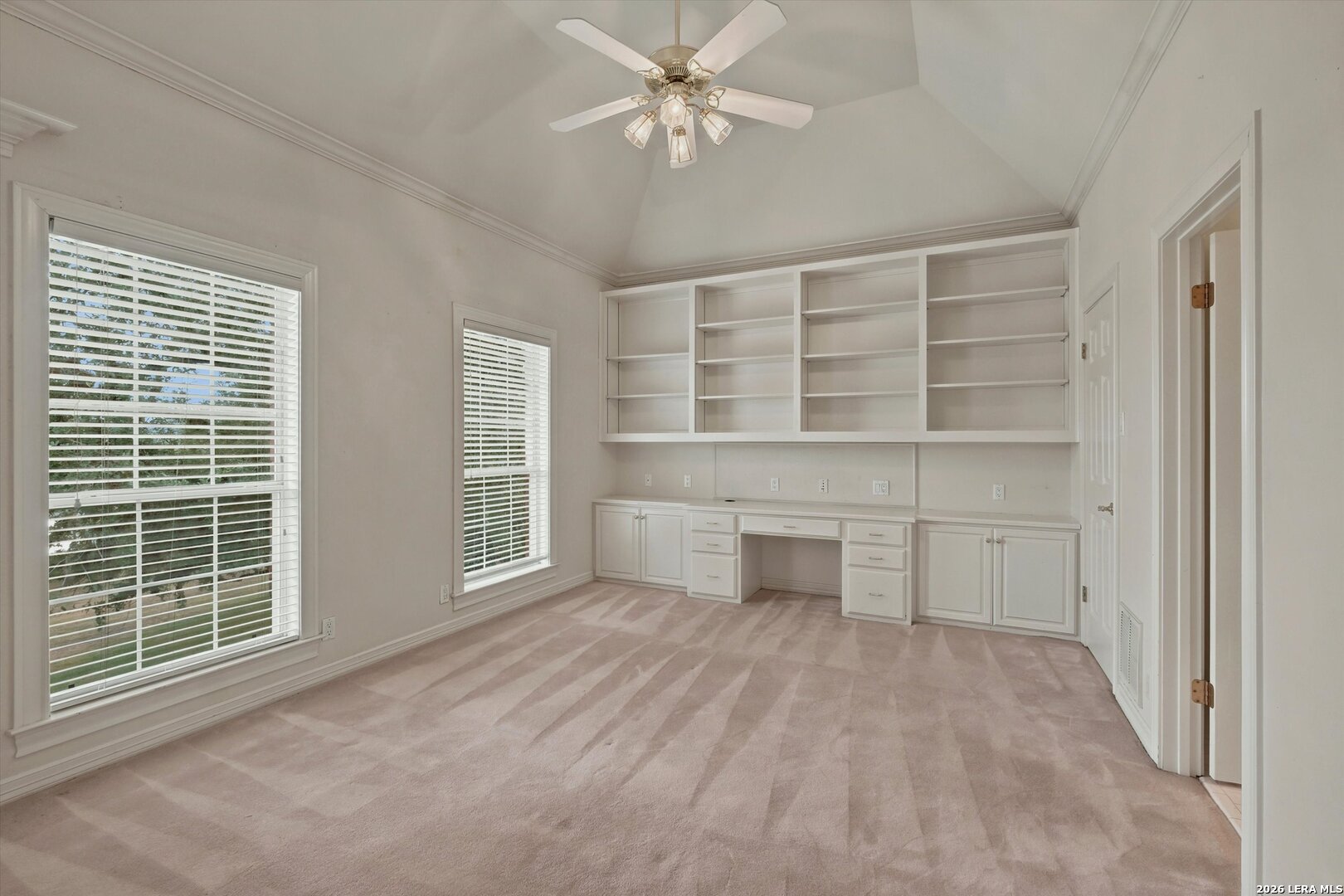 2327 Estate Gate Drive San Antonio TX 78260