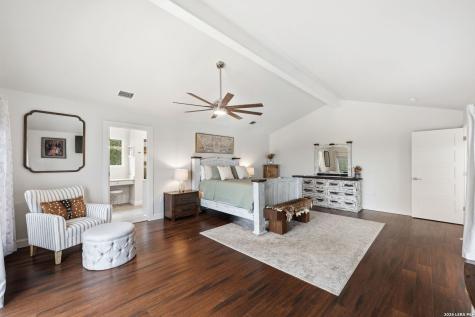 14343 Santa Loma Helotes TX 78023