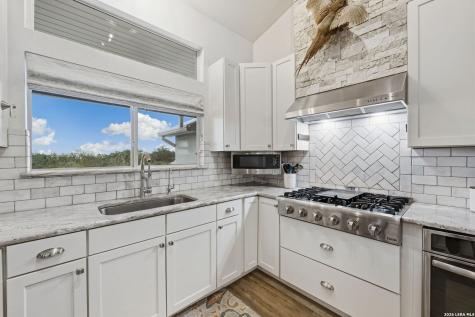 14343 Santa Loma Helotes TX 78023