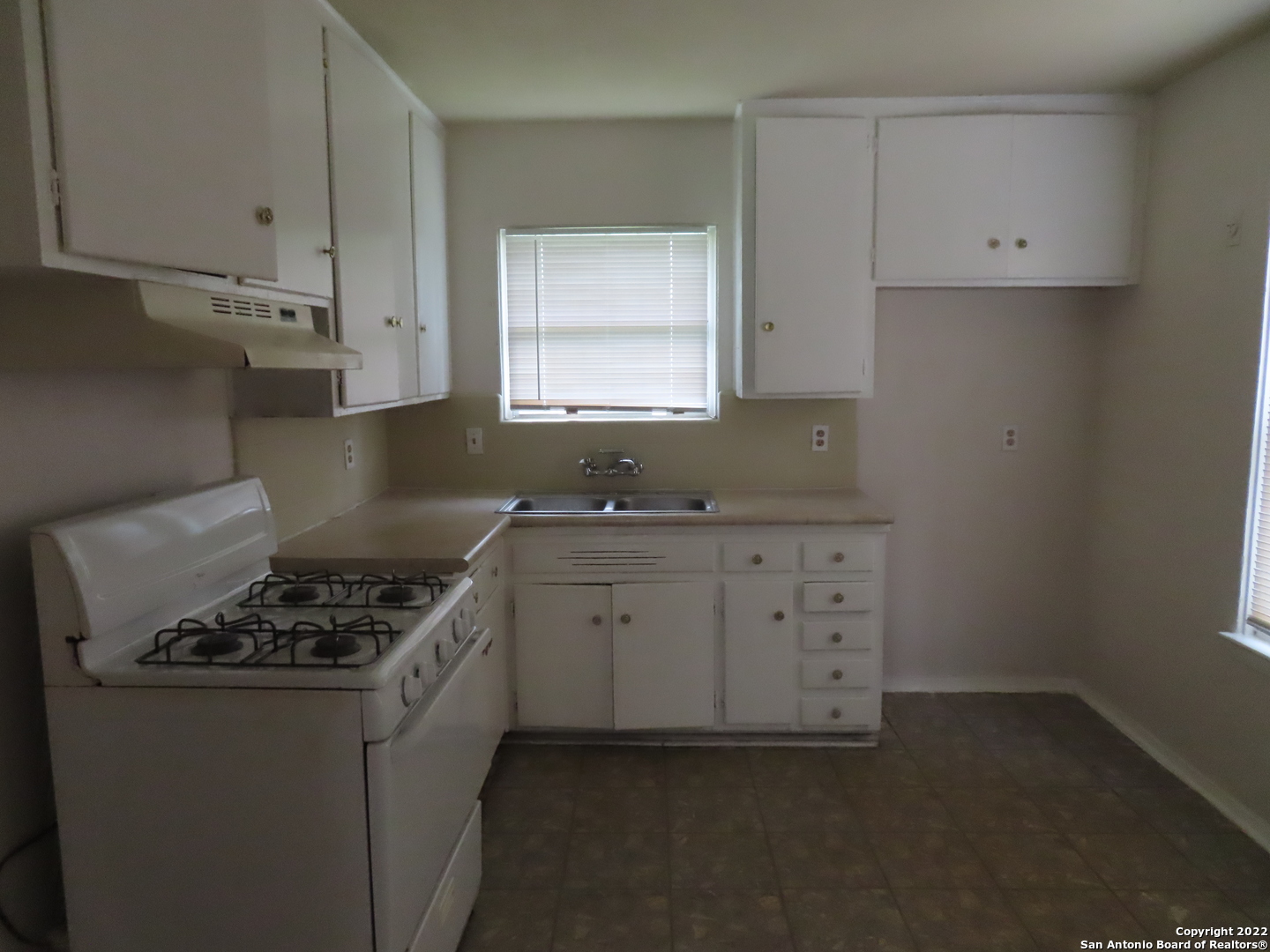 4306 Redstone Drive San Antonio TX 78219