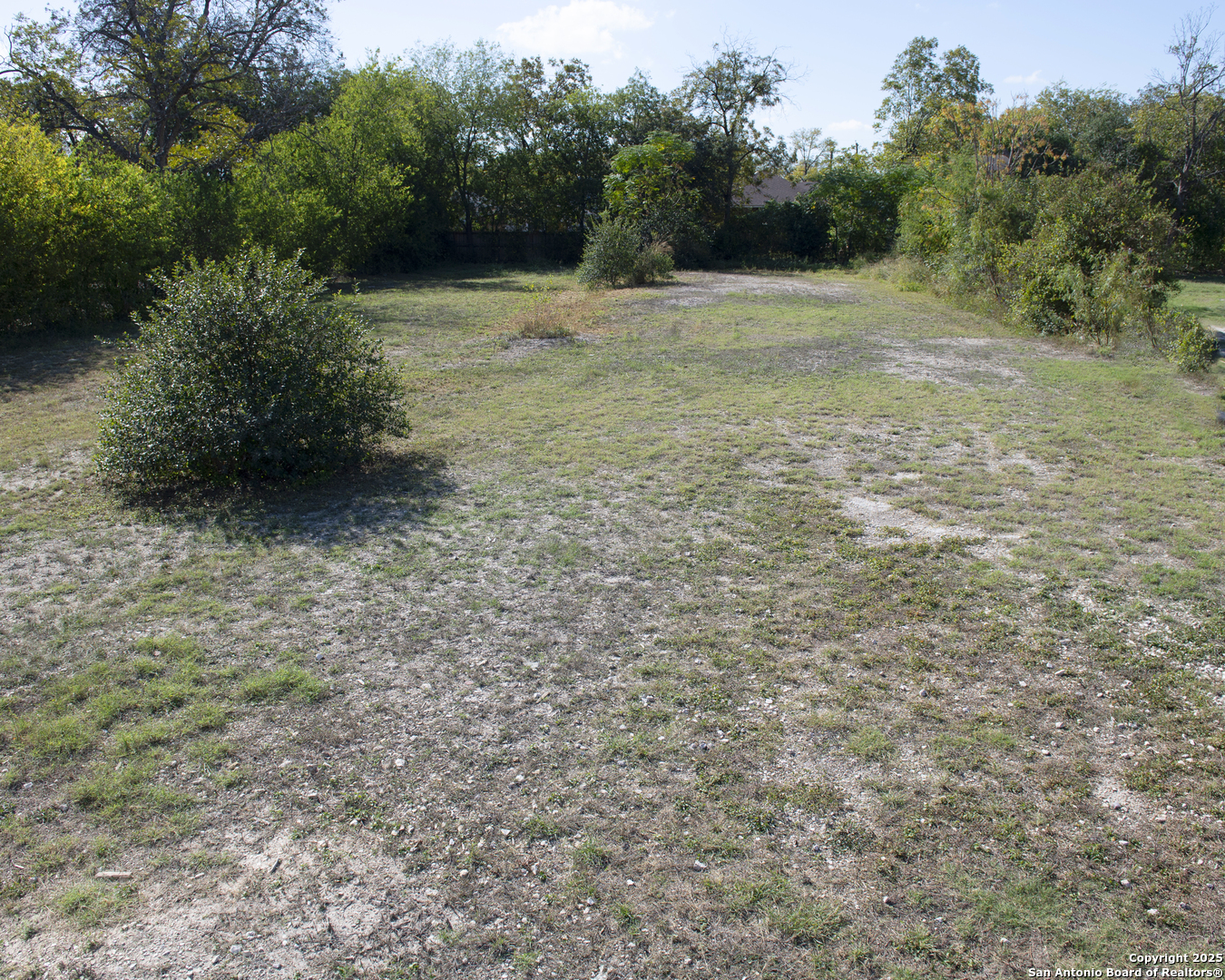 116, 118, 120 Lone Star San Antonio TX 78204
