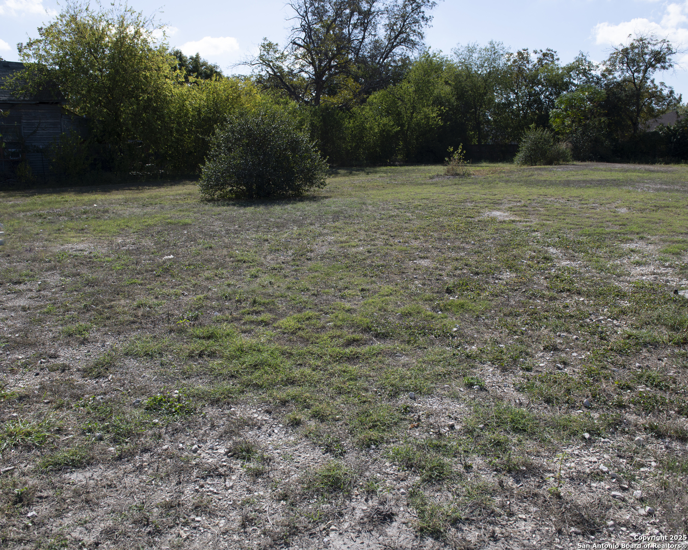 116, 118, 120 Lone Star San Antonio TX 78204
