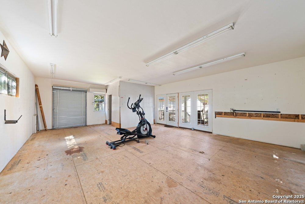 105 E. Centre Street Fredericksburg TX 78624