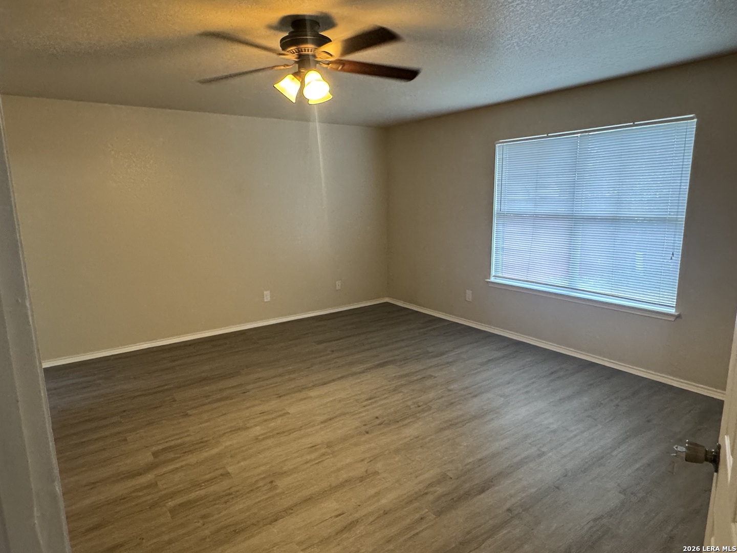 6935 Elmwood Crest Live Oak TX 78233