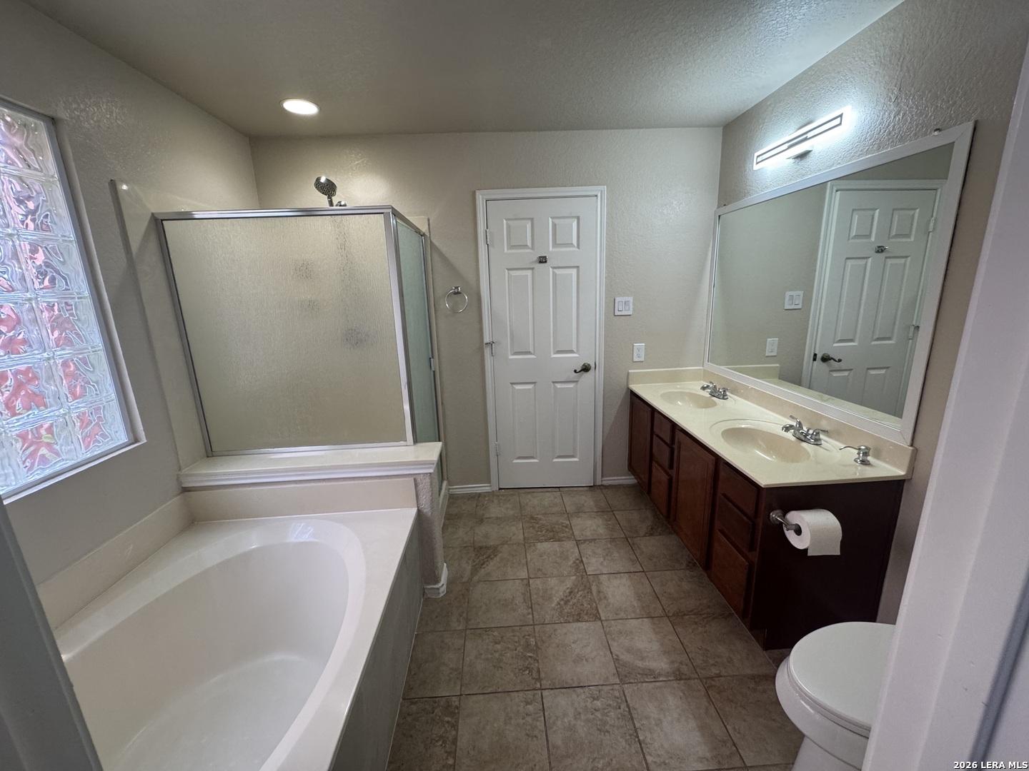 6935 Elmwood Crest Live Oak TX 78233