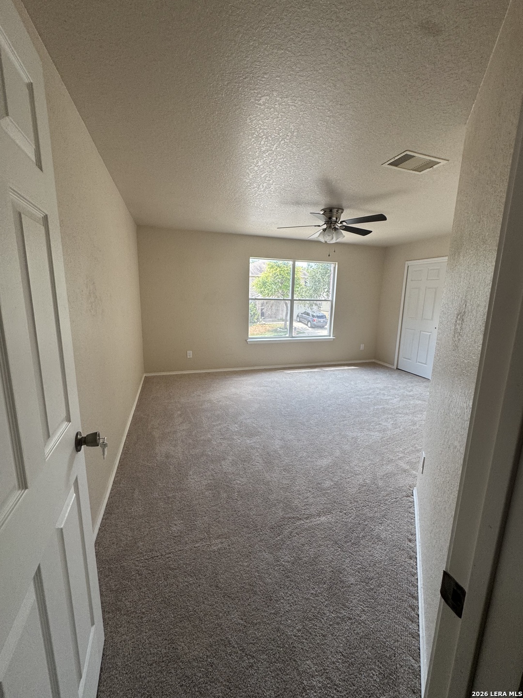 6935 Elmwood Crest Live Oak TX 78233