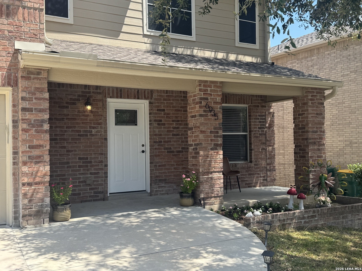 6935 Elmwood Crest Live Oak TX 78233