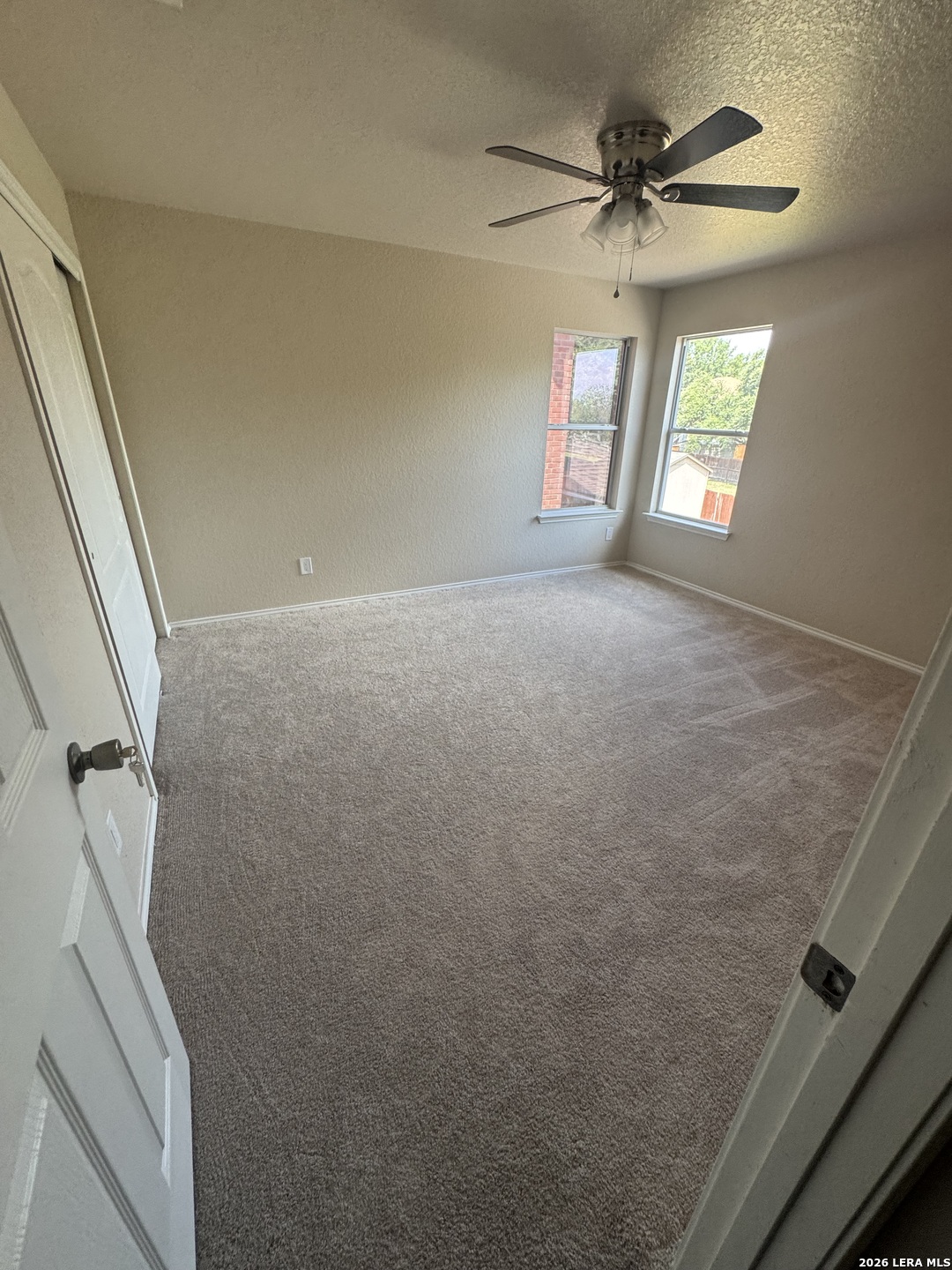 6935 Elmwood Crest Live Oak TX 78233