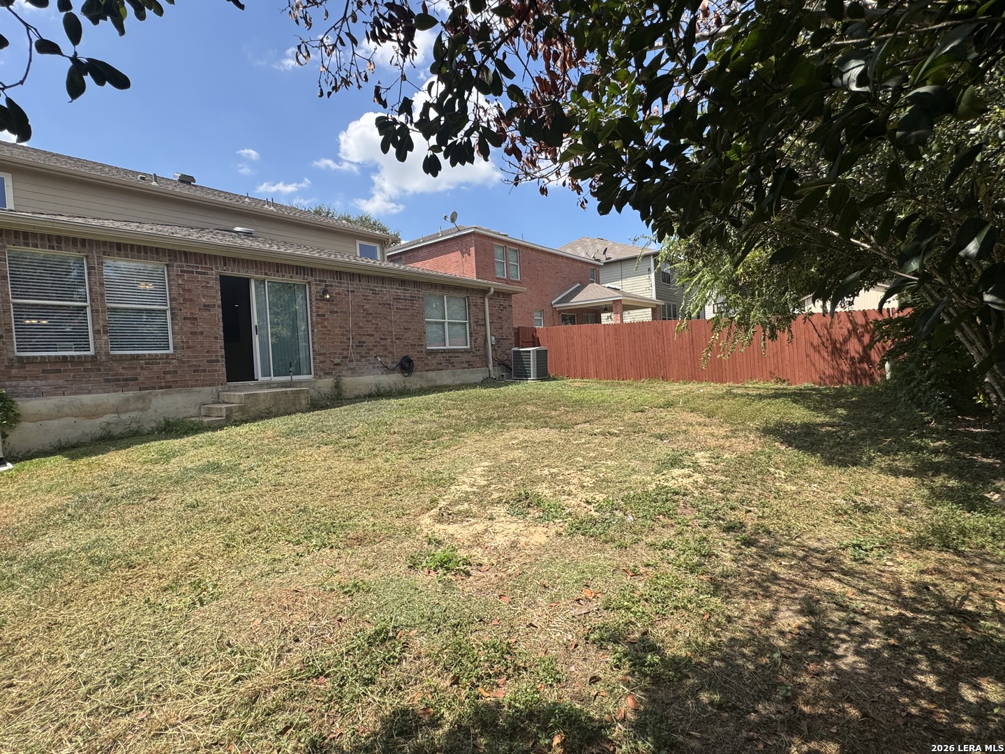 6935 Elmwood Crest Live Oak TX 78233