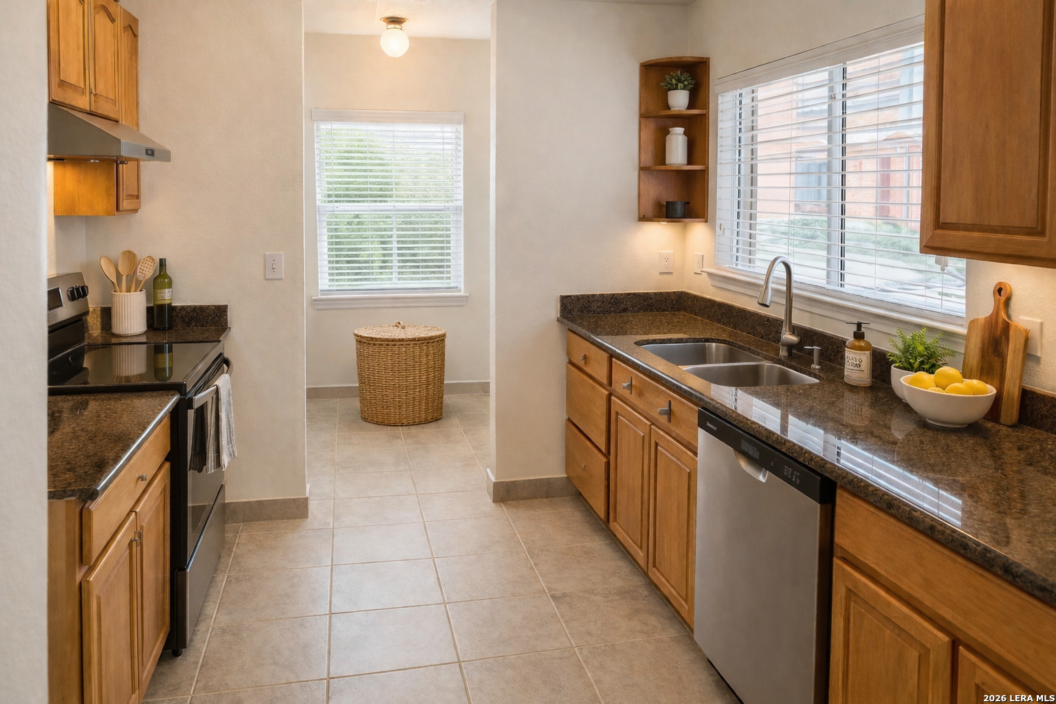 8906 Kenton Briar San Antonio TX 78240