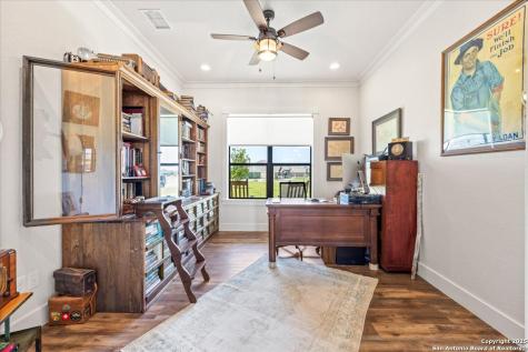 317 Farmstead Seguin TX 78155