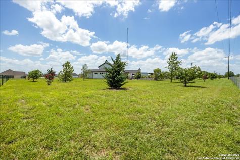 317 Farmstead Seguin TX 78155