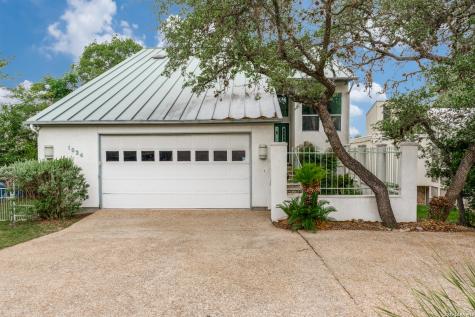 1924 Stagecoach Canyon Lake TX 78133