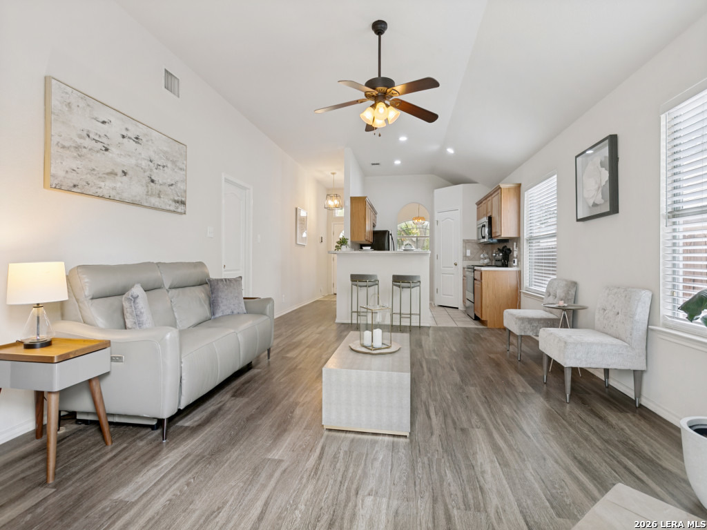 11627 Wood Harbor San Antonio TX 78249