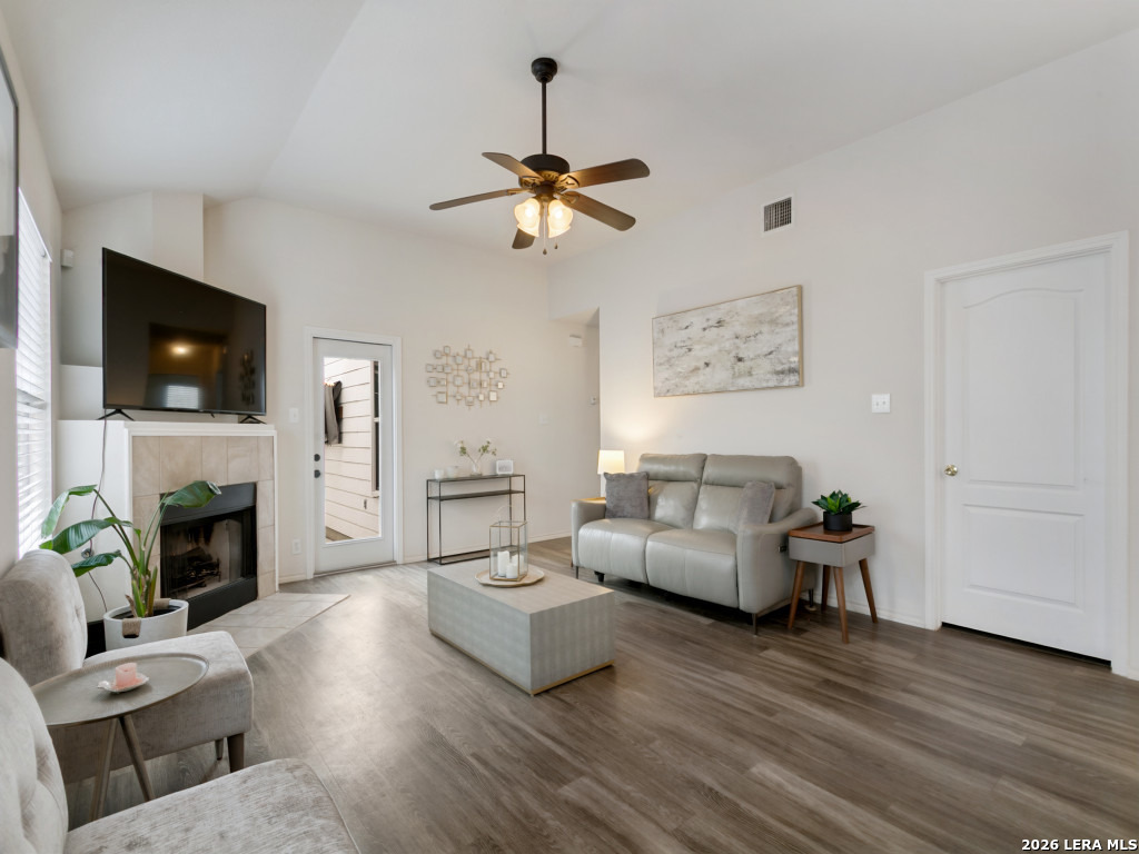 11627 Wood Harbor San Antonio TX 78249