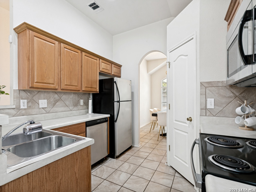 11627 Wood Harbor San Antonio TX 78249