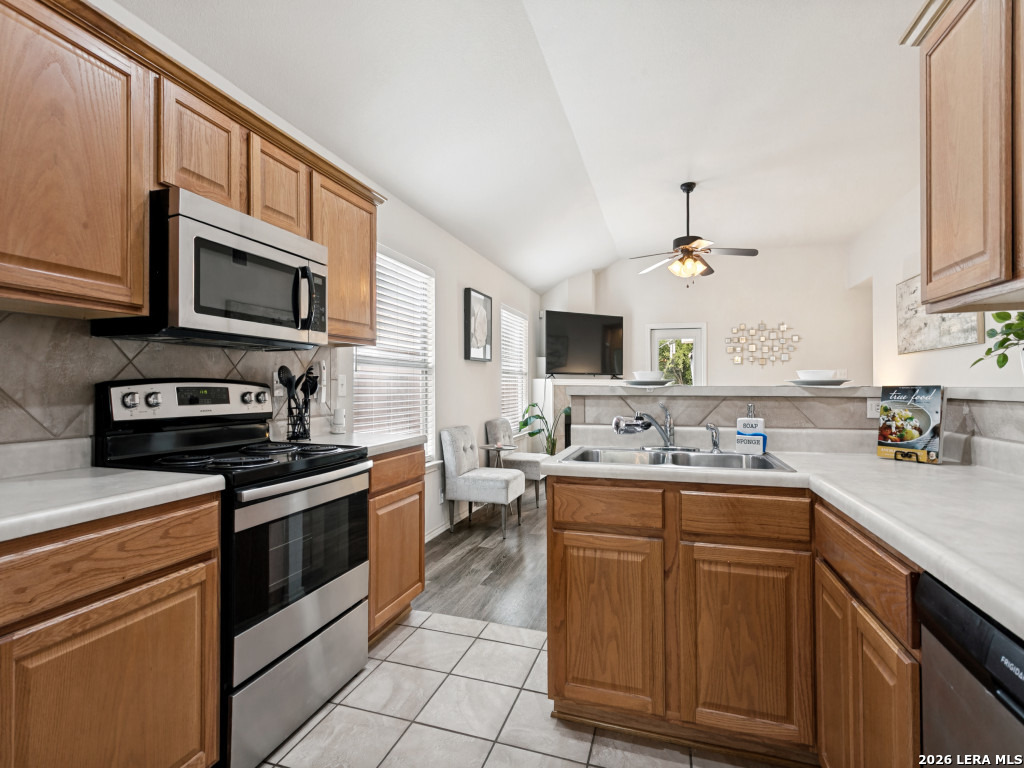 11627 Wood Harbor San Antonio TX 78249