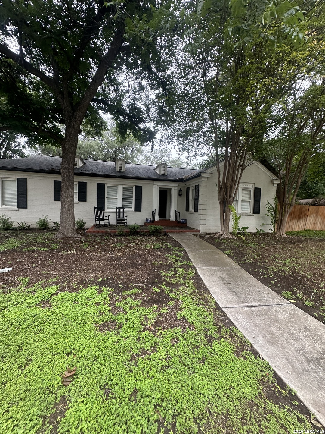 401 N High Street Uvalde TX 78801