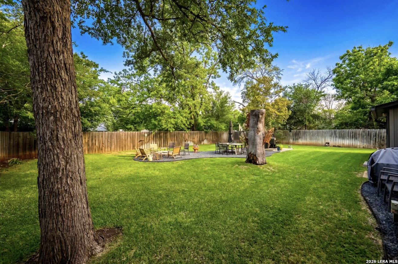 904 N Orange Street Fredericksburg TX 78624