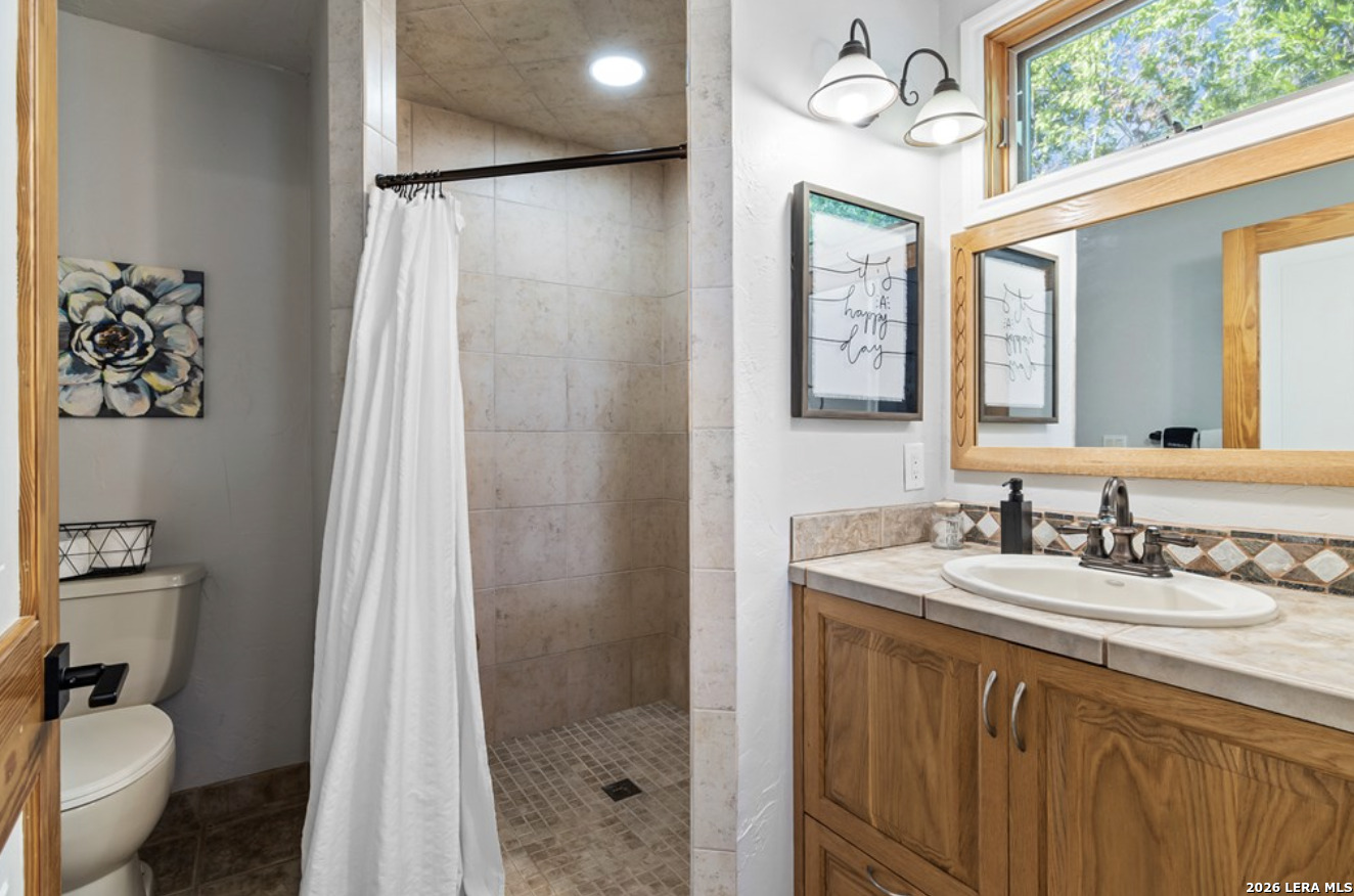 904 N Orange Street Fredericksburg TX 78624