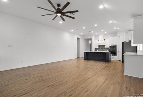 2900 Flaxen Way Seguin TX 78155