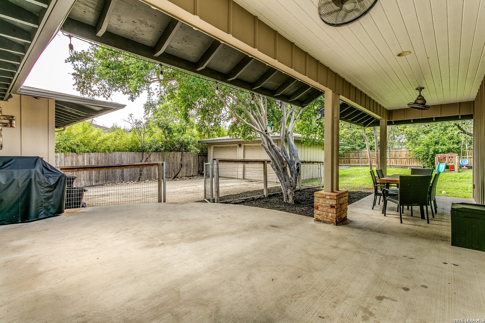 411 Garraty Road Terrell Hills TX 78209