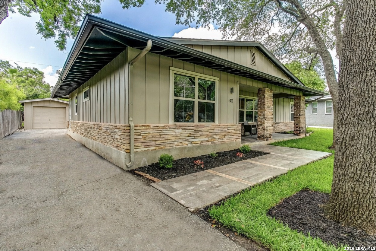 411 Garraty Road Terrell Hills TX 78209