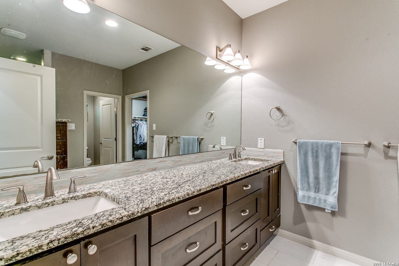 411 Garraty Road Terrell Hills TX 78209