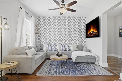 230 Thompson San Antonio TX 78225
