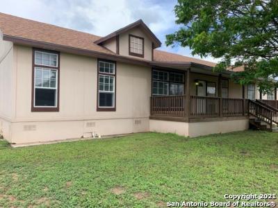 1223 N Center Street Sabinal TX 78881