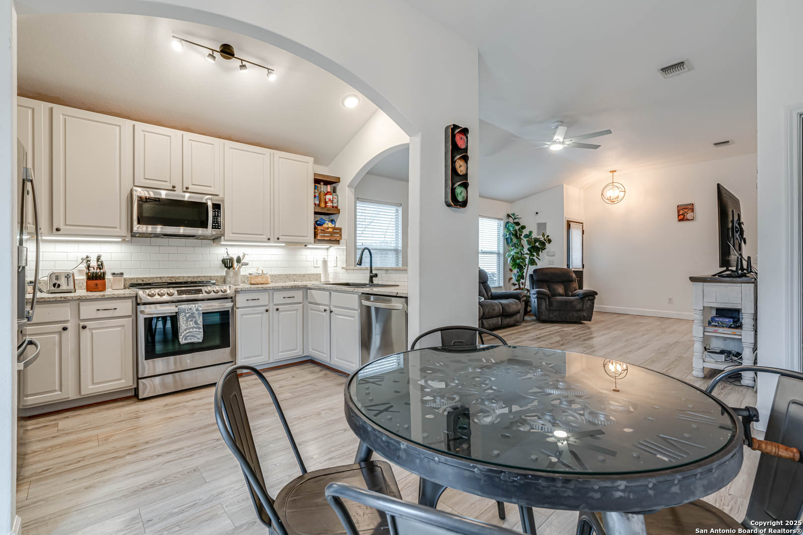 11211 Dublin Court San Antonio TX 78254