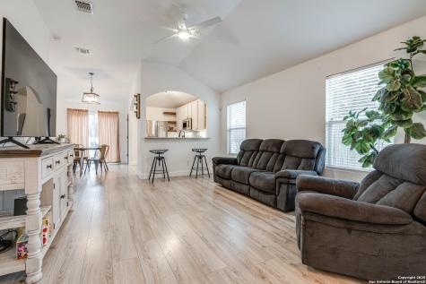 11211 Dublin Court San Antonio TX 78254